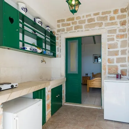 Apartment Nada Bol